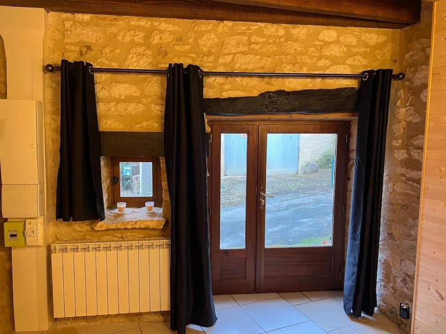 Le Chalet Saint-Pardoux-la-Rivière 外观 照片