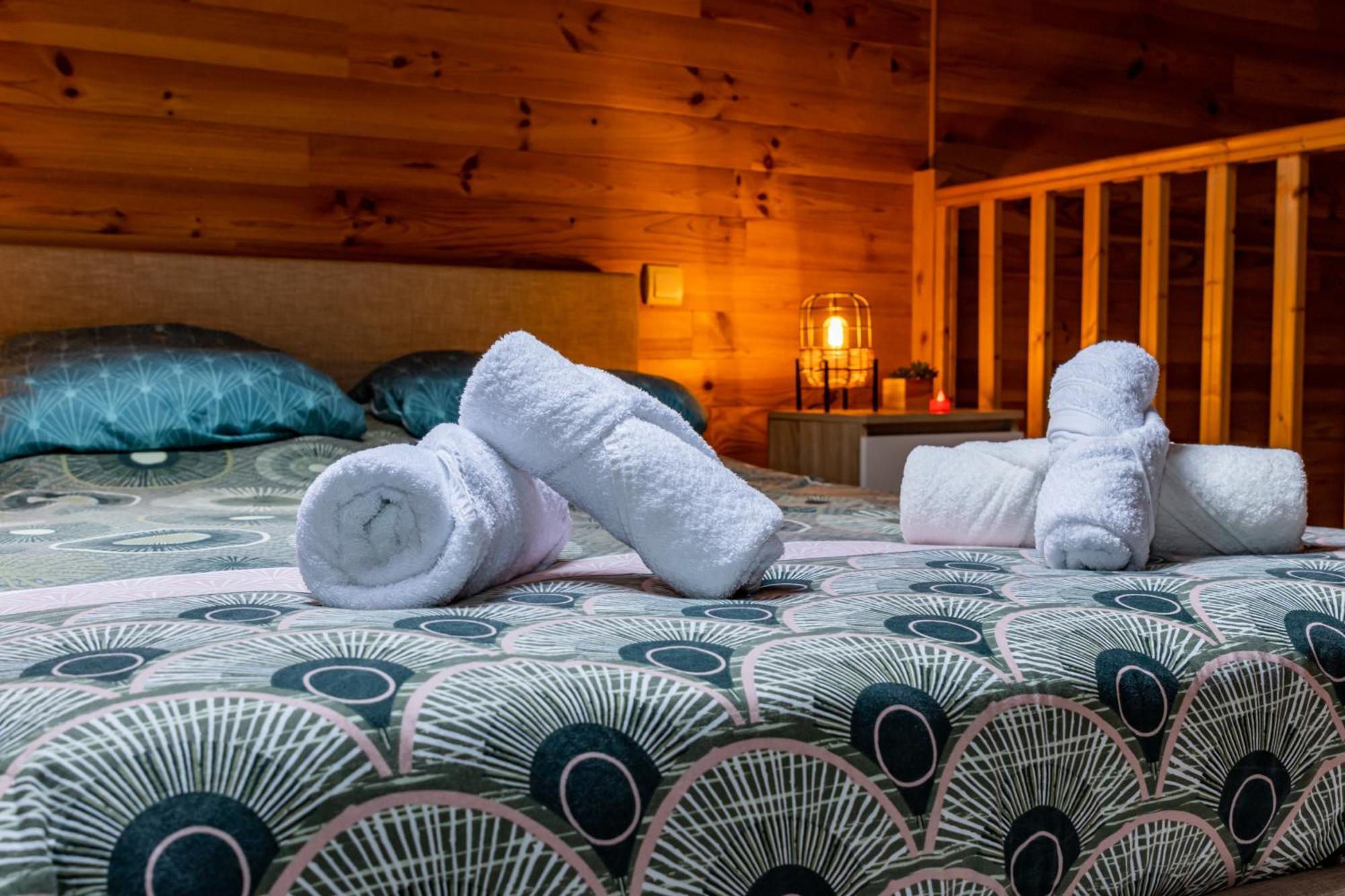Le Chalet Saint-Pardoux-la-Rivière 外观 照片